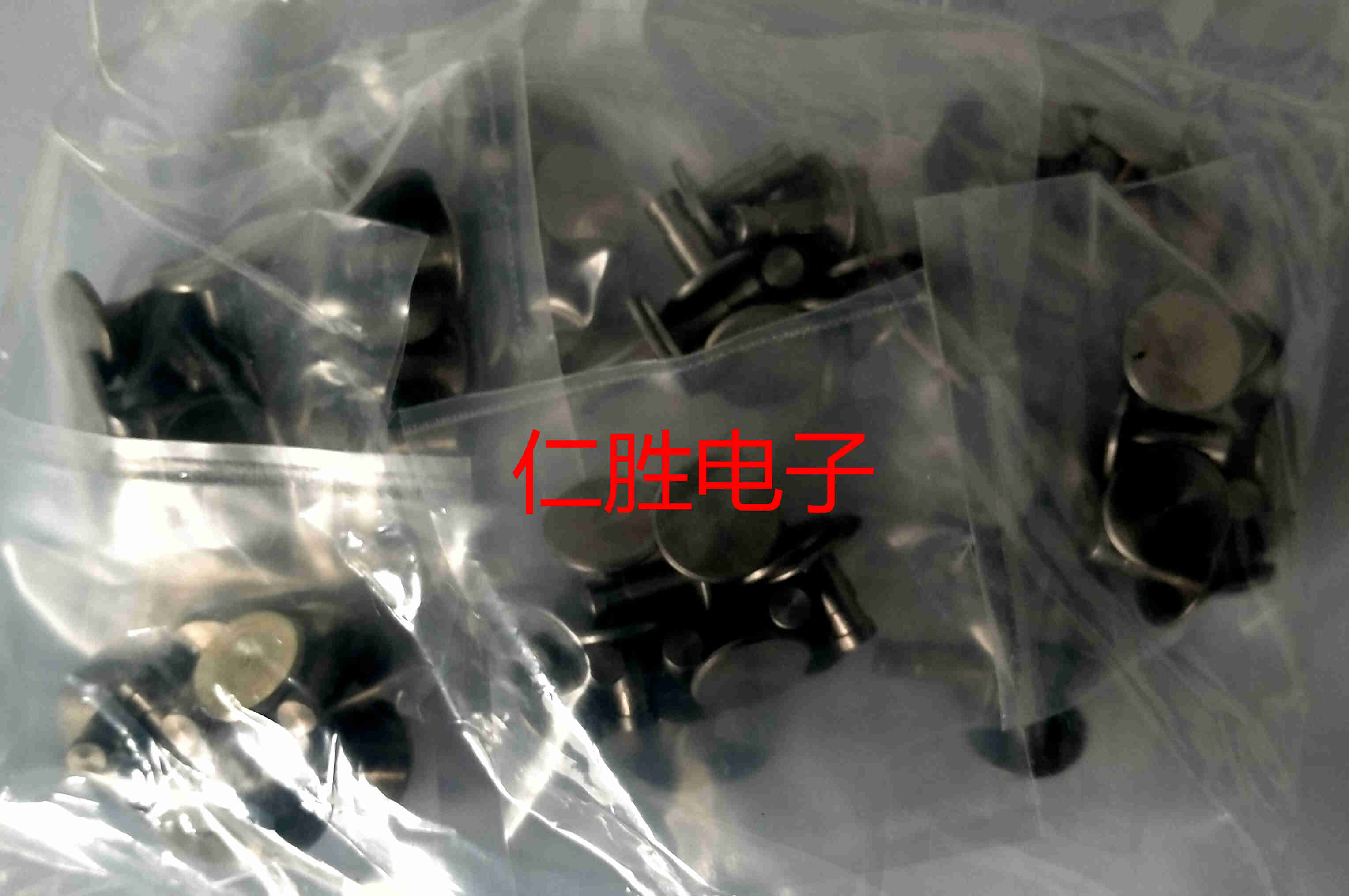 R CLw_(d)KW1-M116K-00X